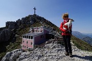 05 Punta Cermenati (1875 m) con Rif. Azzoni 